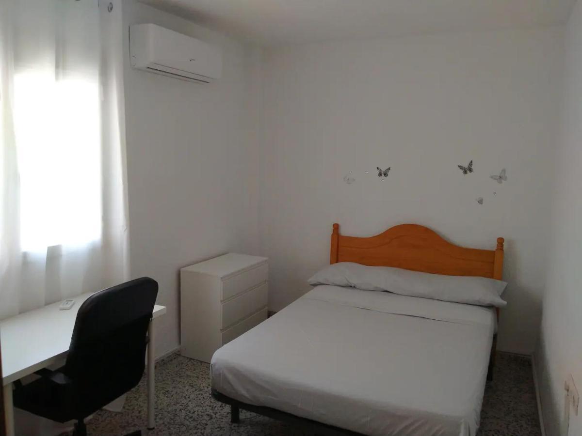 Apartamento 3 Dormitorios Frente A Hospital De Traumatologia Grenade Extérieur photo