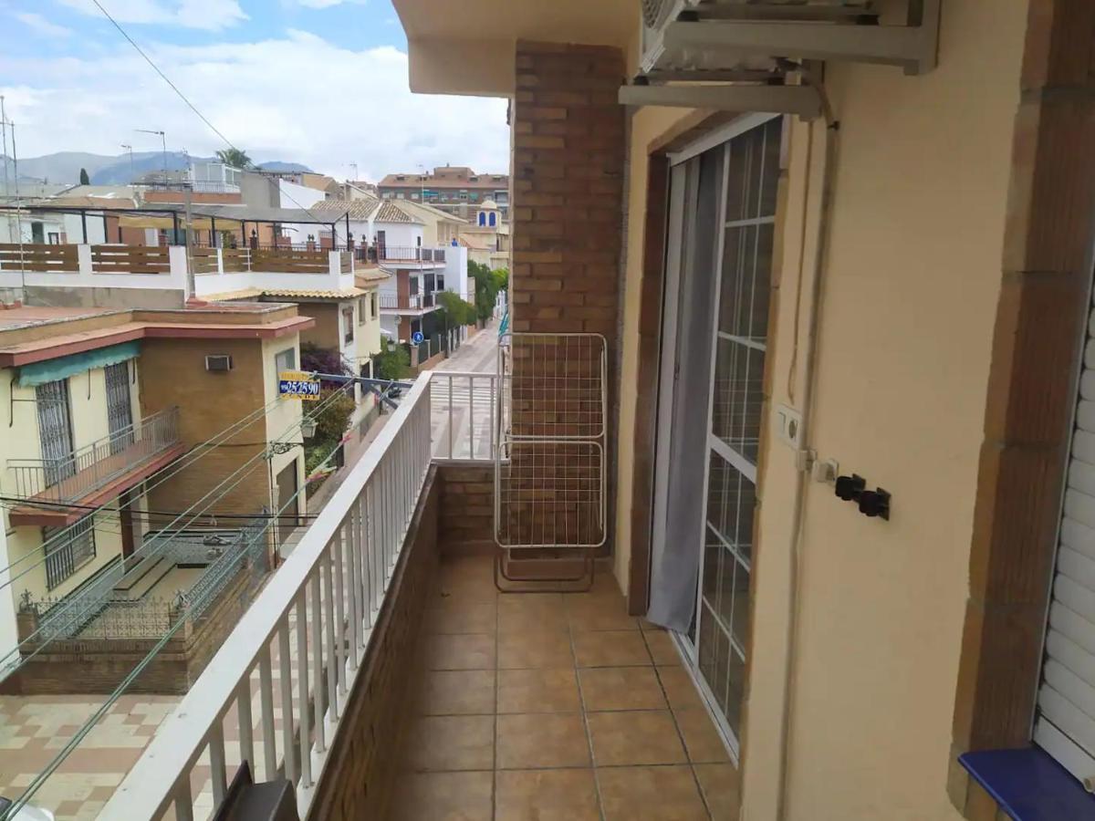 Apartamento 3 Dormitorios Frente A Hospital De Traumatologia Grenade Extérieur photo